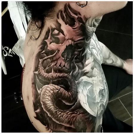 Tattoos - traps & neck tentacle and skull - 128781
